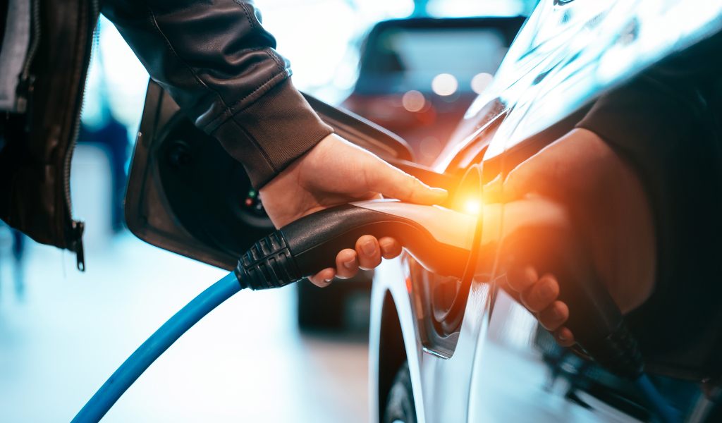 Transizione ecologica: il noleggio a lungo termine di auto elettriche